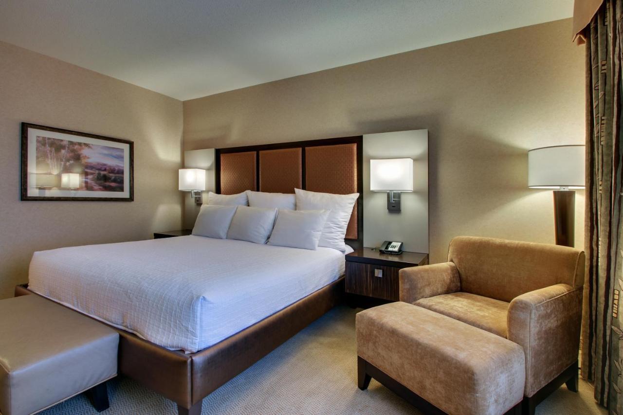 The Inn At Charles Town / Hollywood Casino Eksteriør billede